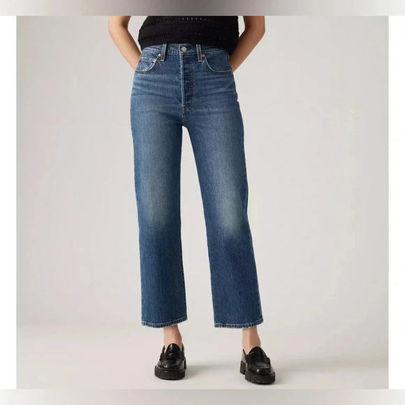 Levi's Denim - Levi’s Ribcage Straight Ankle Jeans Size 31